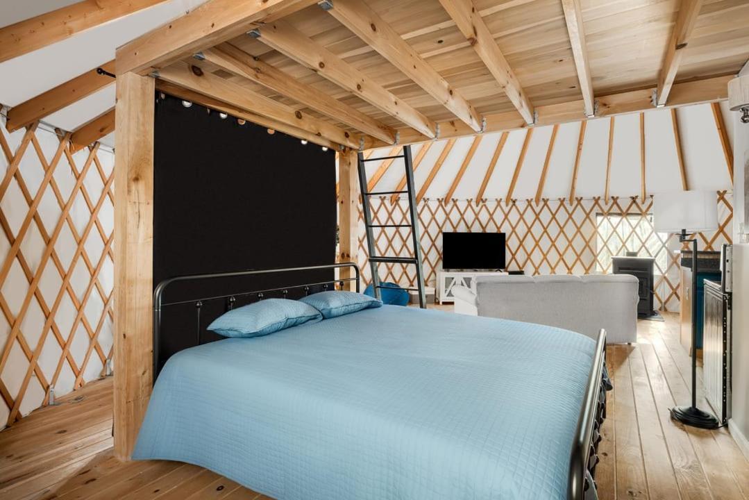 Modern Yurt W River Access, Hot Tub, Wifi & Grill Wardensville Εξωτερικό φωτογραφία